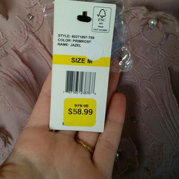 Kiind Of Blouse - Picture 4 of 8